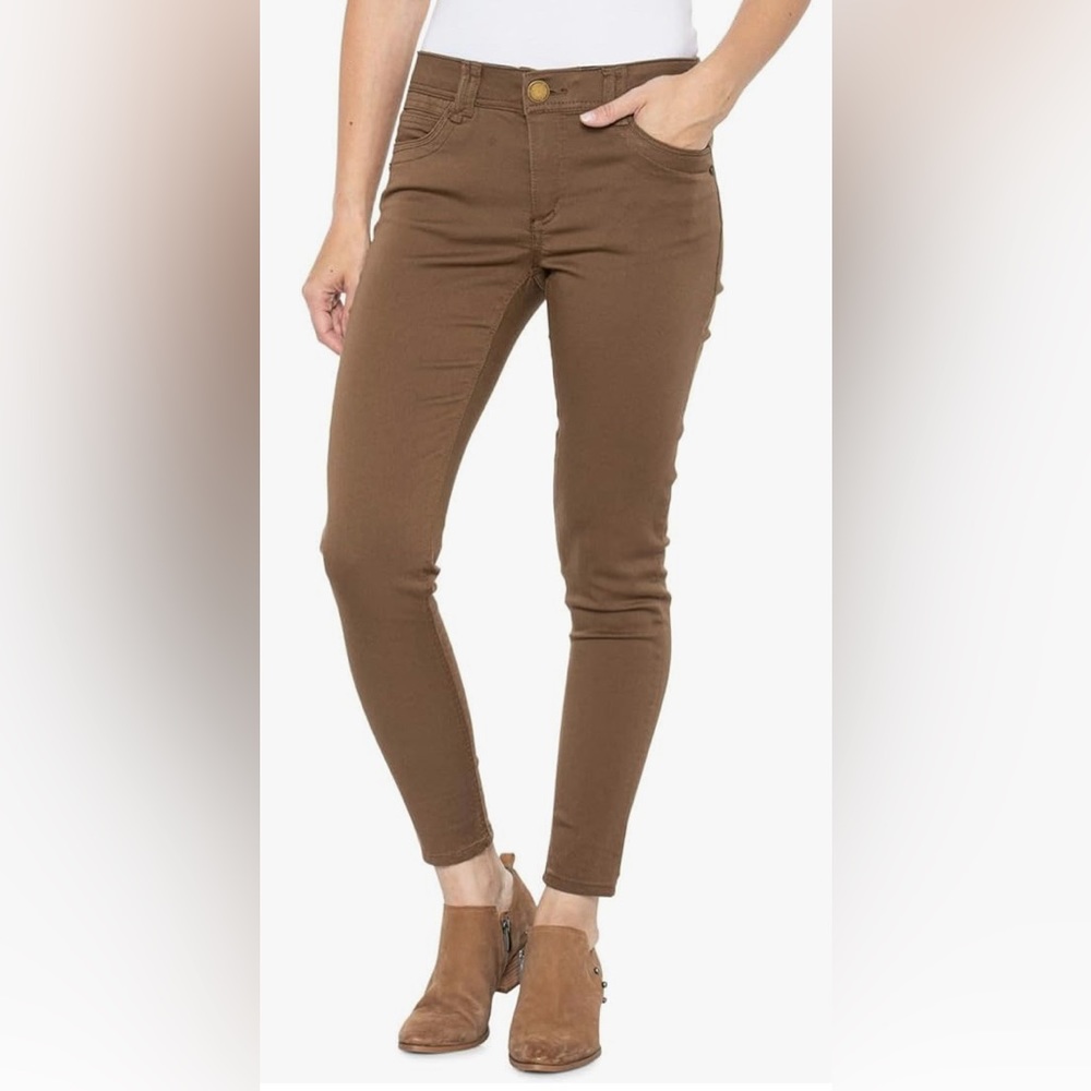 Democracy Brown Booty Lift Jeans